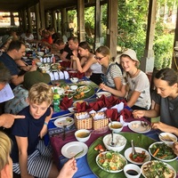 Vietnam, Essen, Family
