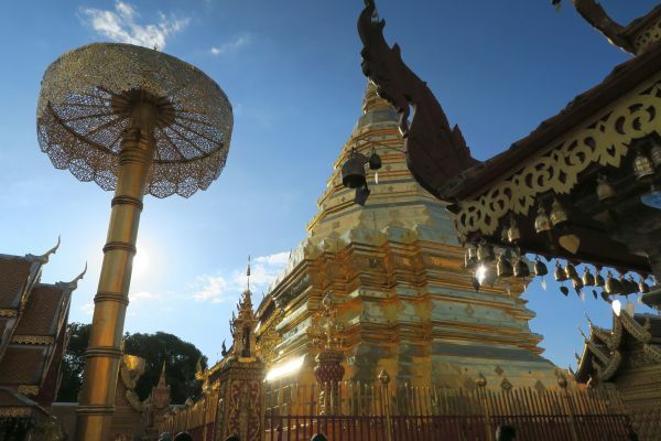 Nehmen Sie sich Zeit die berühmten Tempelanlagen Chiang Mais zu besichtigen. Thailand Rundreise 3 Wochen