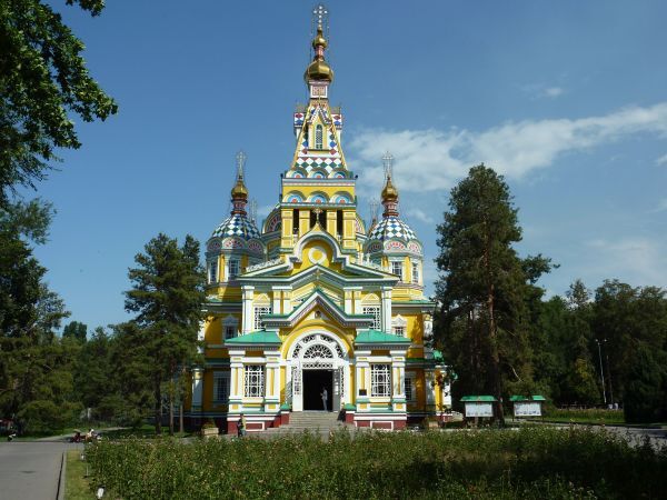 Christi-Himmelfahrts-Kathedrale in Almaty, Kasachstan Almaty, Christi-Himmelfahrts-Kathedrale, Kasachstan, kasachstan reise