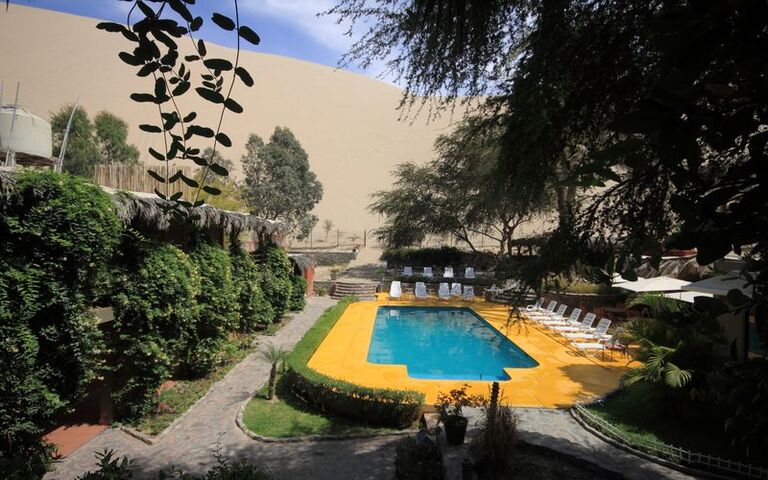 Unser Hotel in Huacachina liegt mitten in der Oase. peru, huacachina, oase, rundreise