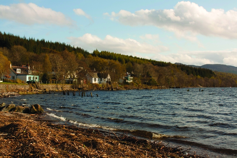 Loch Ness Blick auf den See in dem Loch Ness lebt