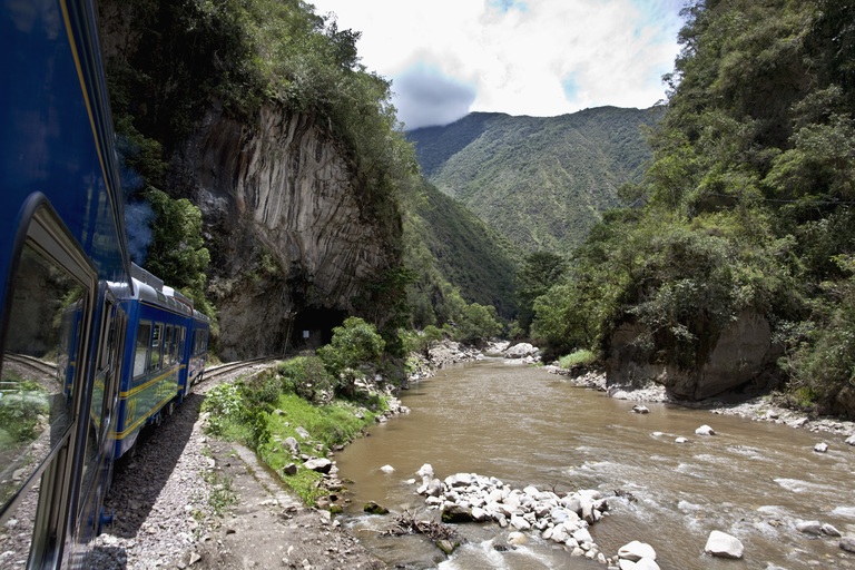 Mit dem Zug von Ollantaytambo nach Aguas Calientes peru 3 wochen rundreise, zug, anden, aguas calientes, machu picchu