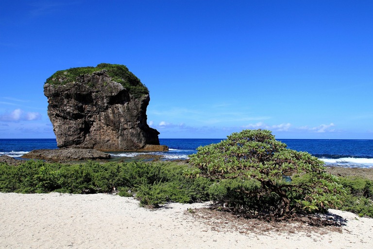 Die Strände im Kenting-Nationalpark laden zum Entspannen und Sonnenbaden ein. Kenting, Nationalpark, Strand, Meer, Wandern