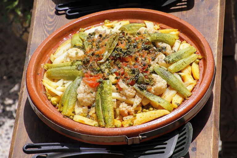 Tajine gehört zu den bekanntesten marokkanischen Gerichten Tajine