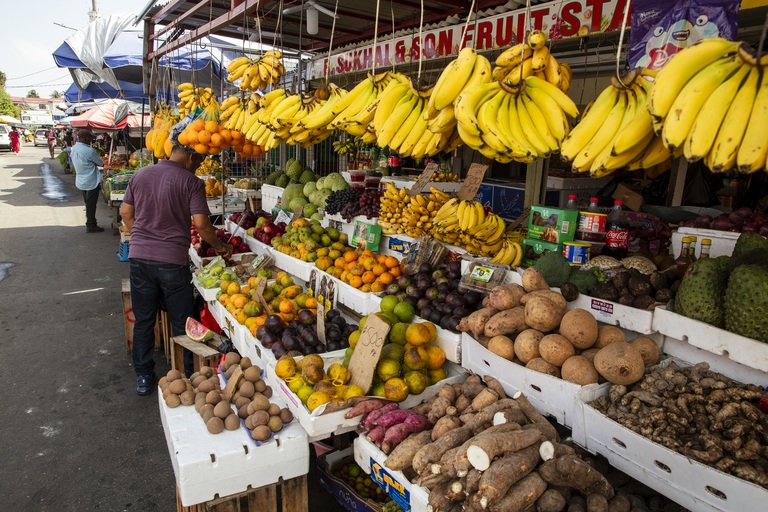 Obst- und Gemüsestand