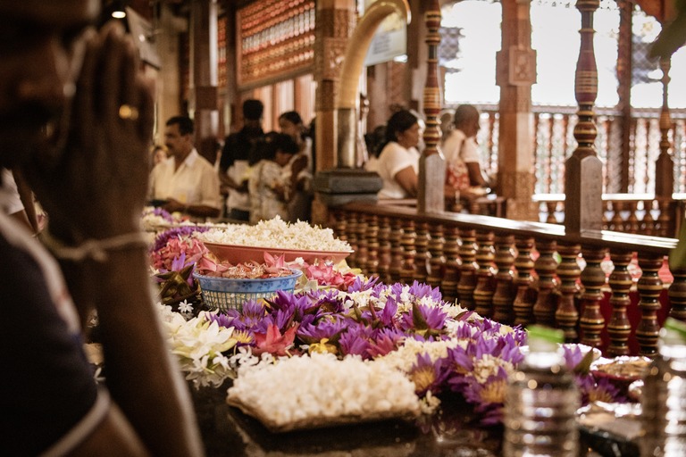 Tempel des Zahns in Kandy Tempel des Zahns, Kandy, Sri Lanka