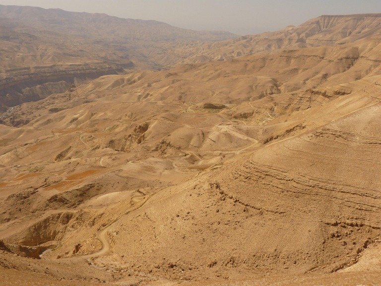 Blick auf den Wadi Mujib Wadi Mujib, Landschaft, Jordanien, Wanderreise Jordanien