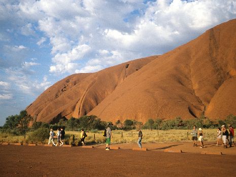Wanderung um den Uluru
