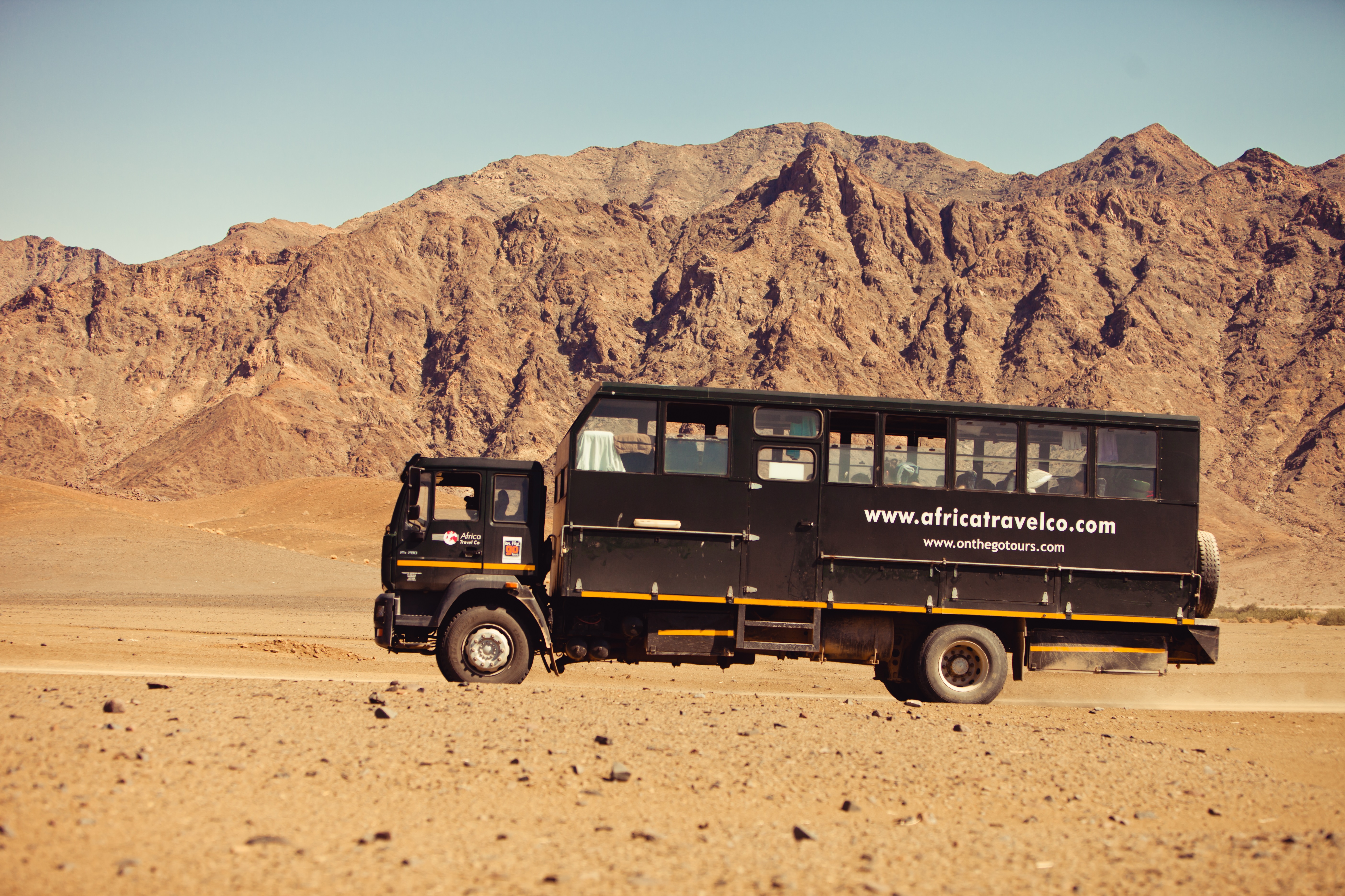 Safrai, Truck, Abenteuer
